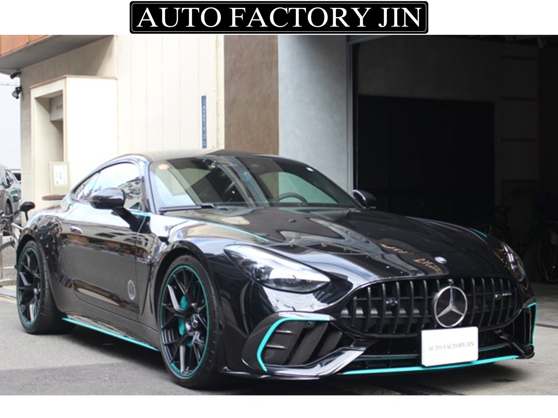 MERCEDES-BENZ GT AMG - View 1