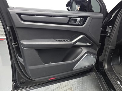 2023 Porsche CAYENNE 缩略图 33