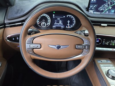 2021 Genesis GV70 — миниатюра 18