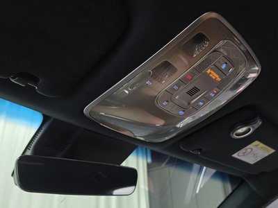 2021 Genesis GV70 — миниатюра 30
