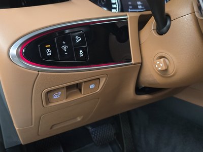 2021 Genesis GV70 — миниатюра 28