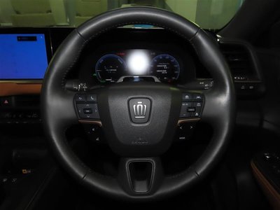 TOYOTA CROWN CROSSOVER - 10