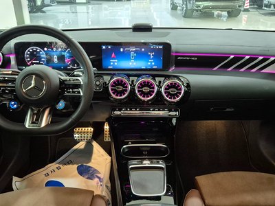 MERCEDES-BENZ CLA - 5