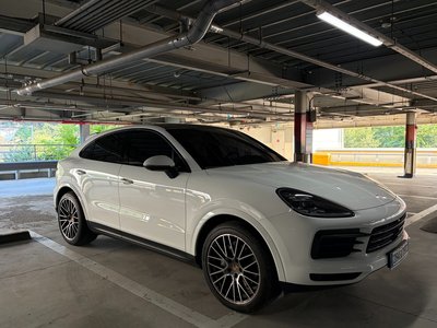 صورة 2 لـ 2022 Porsche CAYENNE