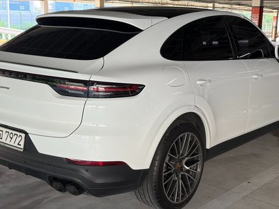 صورة 6 لـ 2022 Porsche CAYENNE