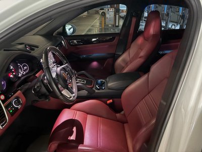2022 Porsche CAYENNE — миниатюра 12