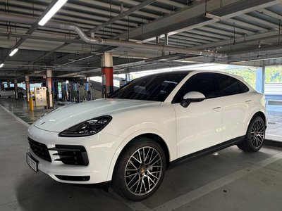 صورة 5 لـ 2022 Porsche CAYENNE