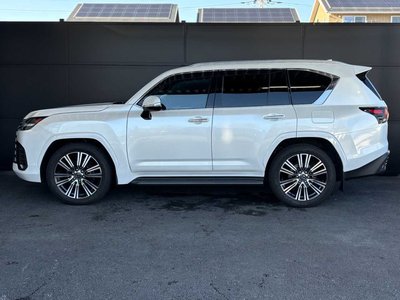 LEXUS LX - 4