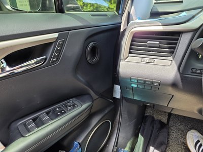صورة 10 لـ 2022 Lexus RX