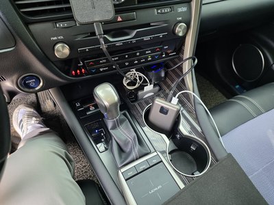 صورة 9 لـ 2022 Lexus RX