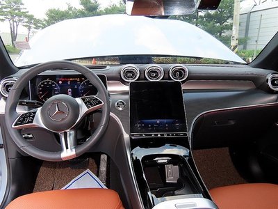 2025 Mercedes-BENZ GLC 照片 5
