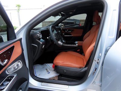 2025 Mercedes-BENZ GLC 照片 10