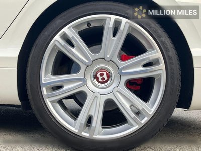 BENTLEY FLYING SPUR - 8