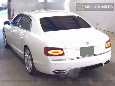 BENTLEY FLYING SPUR - 2