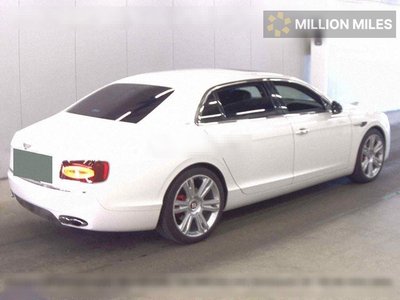 BENTLEY FLYING SPUR - 5