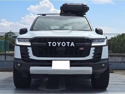 TOYOTA LAND CRUISER 300 - 5