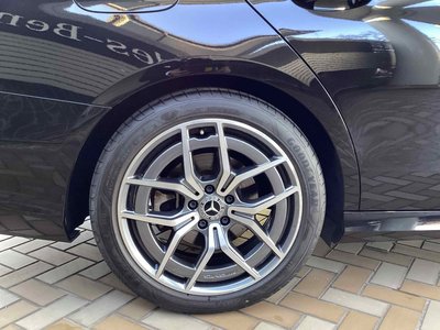 MERCEDES-BENZ E-CLASS - 4