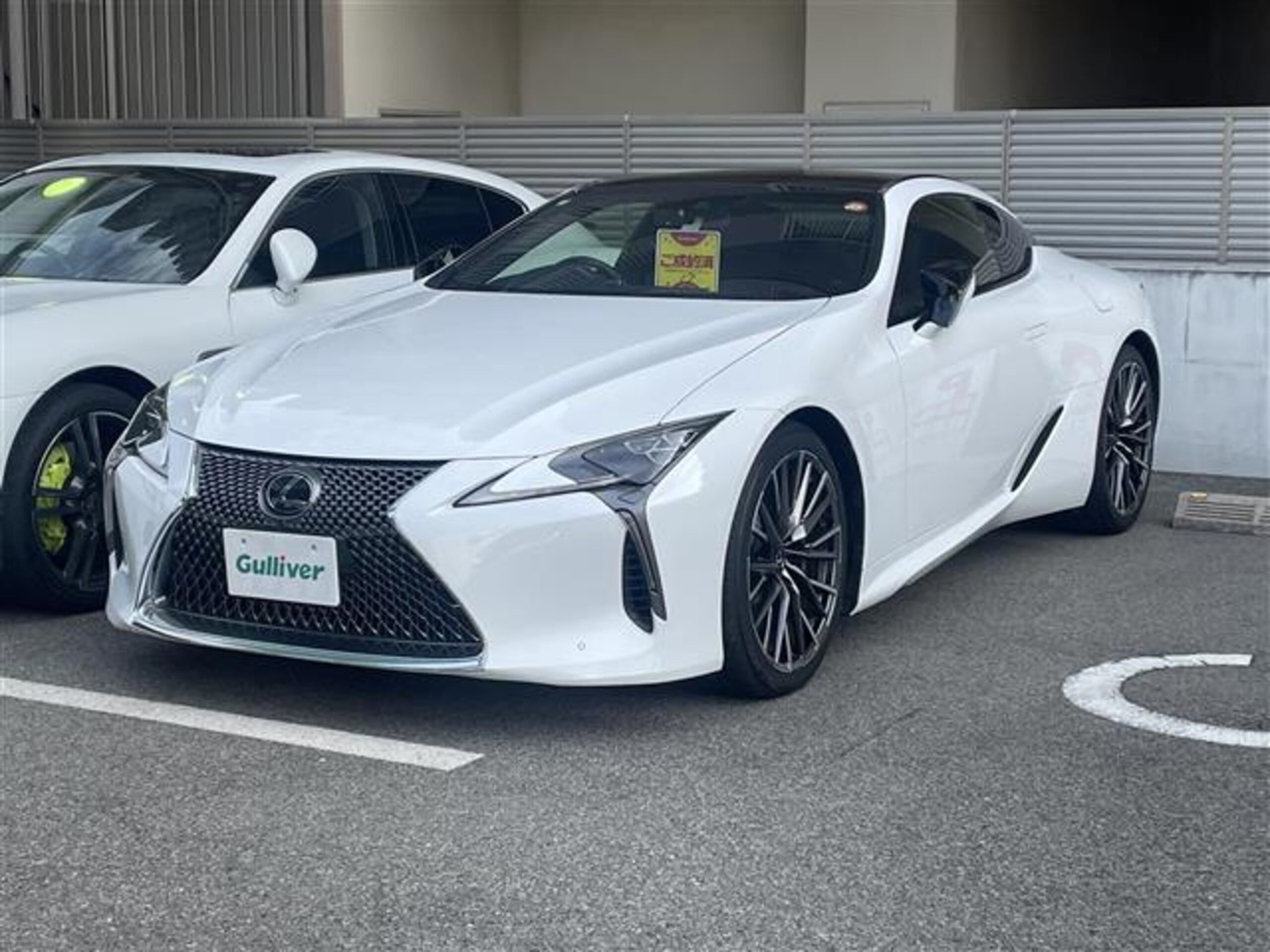 LEXUS LC - View 1
