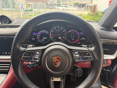 PORSCHE PANAMERA - 9