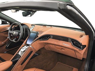2026 Ferrari ROMA SPIDER thumbnail 17