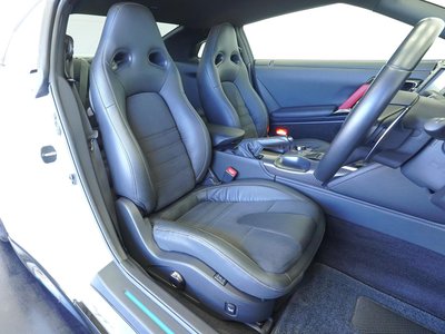 NISSAN GT-R - 8