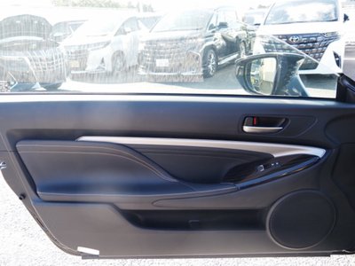 2023 Lexus RC — миниатюра 54