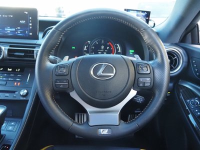 2023 Lexus RC — миниатюра 34