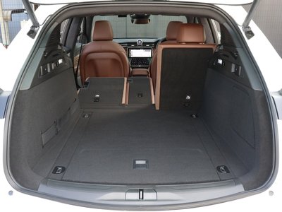 صورة مصغرة 57 لـ 2026 Maserati GRECALE