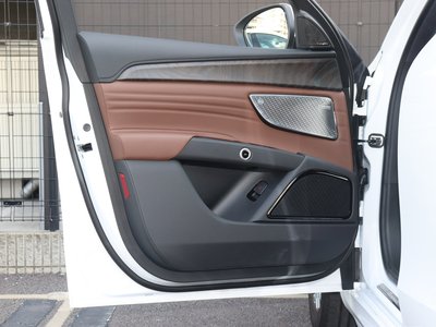 صورة مصغرة 63 لـ 2026 Maserati GRECALE