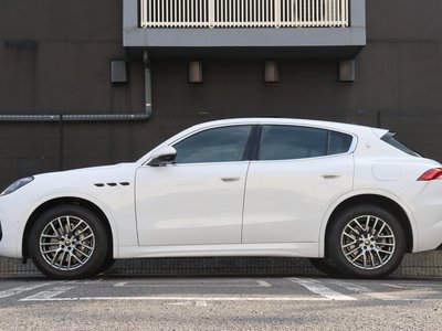 2026 Maserati GRECALE photo 6