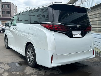 2024 Toyota ALPHARD — фото 7