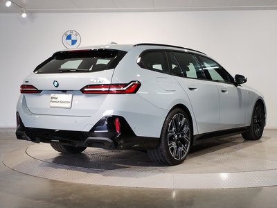 BMW 5 SERIES TOURING - 9