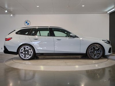 BMW 5 SERIES TOURING - 10