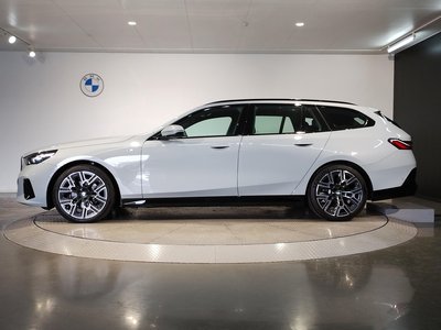 BMW 5 SERIES TOURING - 6