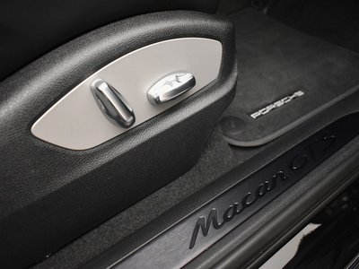 صورة مصغرة 33 لـ 2023 Porsche MACAN