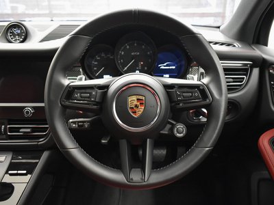 صورة مصغرة 35 لـ 2023 Porsche MACAN