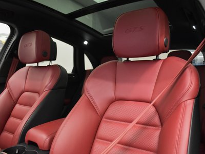 صورة مصغرة 46 لـ 2023 Porsche MACAN