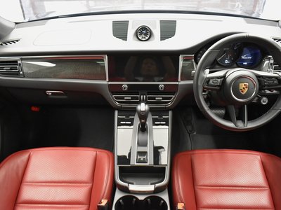 صورة مصغرة 34 لـ 2023 Porsche MACAN