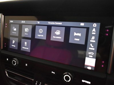 صورة مصغرة 40 لـ 2023 Porsche MACAN