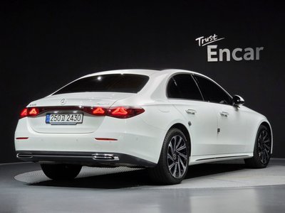2024 Mercedes-BENZ E-CLASS — фото 3