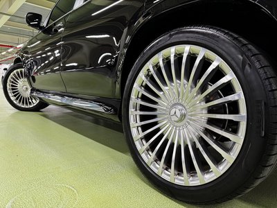 MERCEDES-BENZ GLS - 4