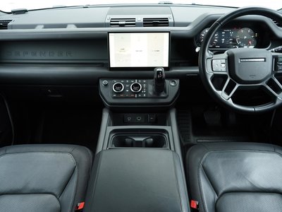 LAND ROVER DEFENDER - 5