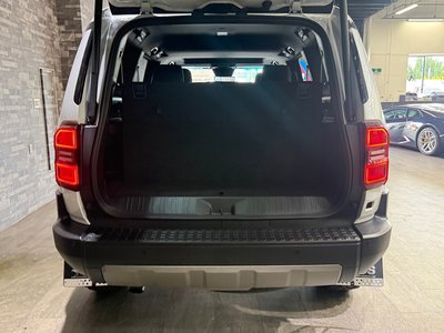 TOYOTA LAND CRUISER 250 - 8