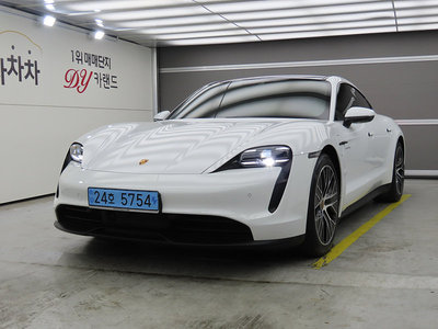 2023 Porsche TAYCAN photo 1
