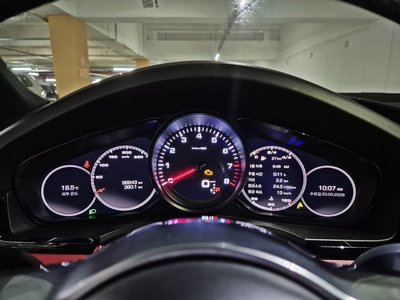 PORSCHE CAYENNE - 10