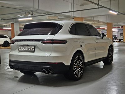 PORSCHE CAYENNE - 7