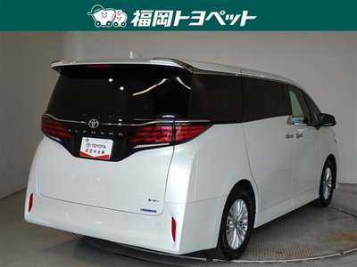 2025 Toyota ALPHARD photo 3