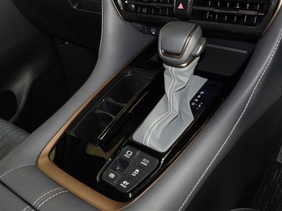 2025 Toyota ALPHARD thumbnail 14