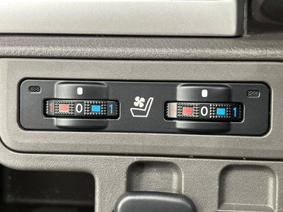 TOYOTA LAND CRUISER PRADO - 7