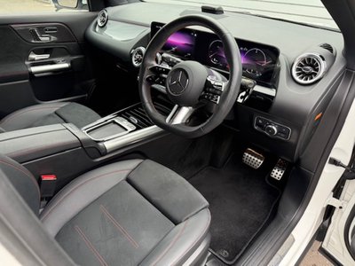 2024 Mercedes-BENZ GLA thumbnail 11